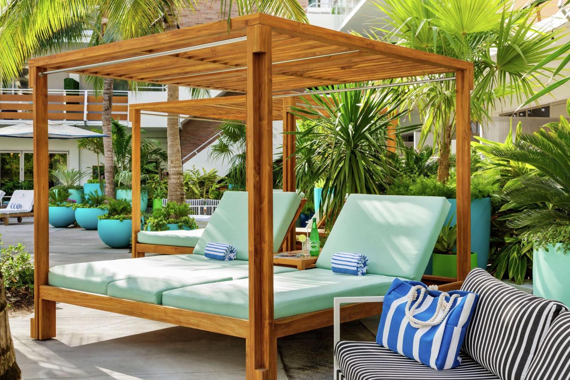 The Gates Hotel South Beach - A Doubletree By Hilton Miami Beach Eksteriør bilde